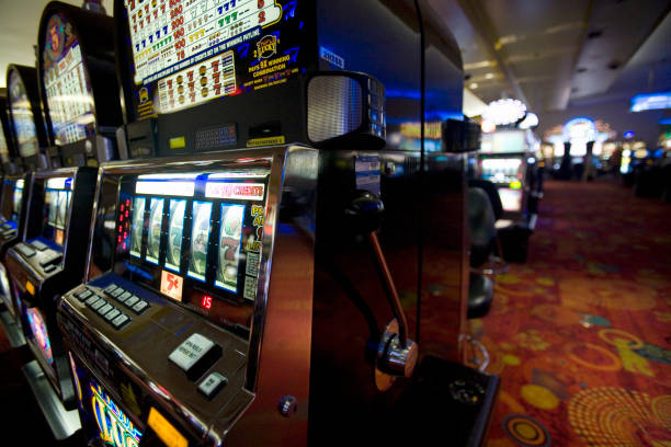 justogel platform interface showing game categories, account dashboard, and payment options